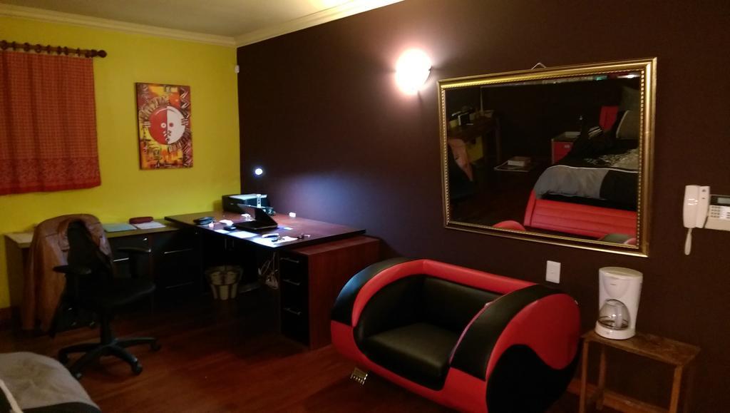 Red Square Home Pretoria-Noord Eksteriør billede